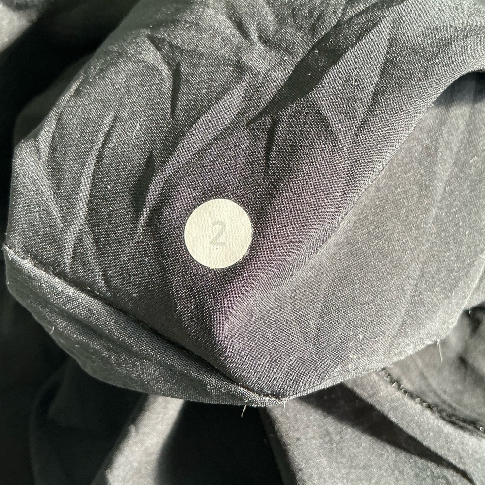 Lululemon Om Pant Size 2 - Picture 5 of 5